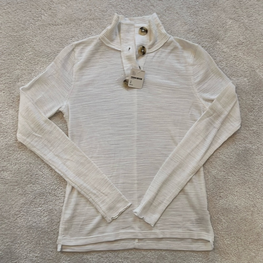 Free People waffle shirt - S